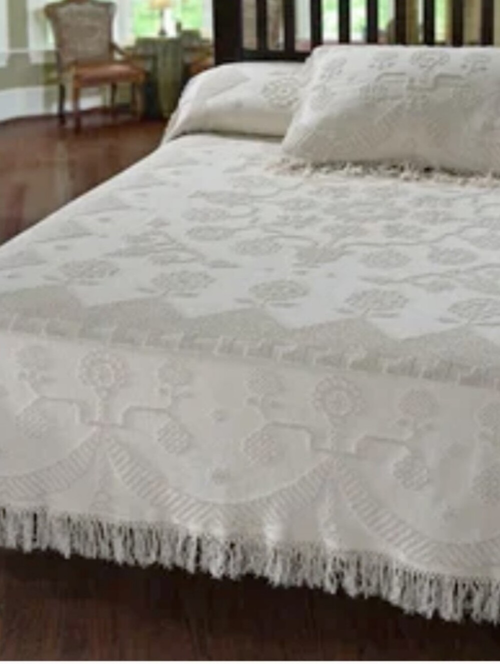 Vintage Hobnail Bedspread